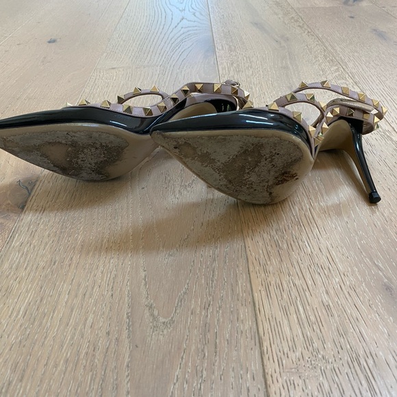 Valentino Stud Heels size 38.5 - Picture 4 of 4